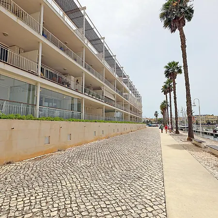 A65 - Marina Moor In *