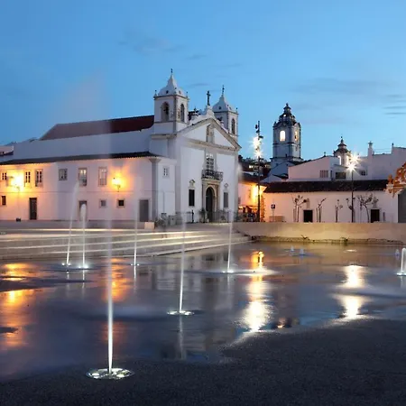 A65 - Marina Moor In Lagos