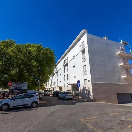 A65 - Marina Moor In